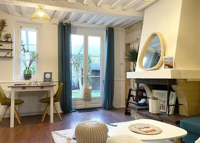 Le Jardin - Pl St Sauveur - Hypercentre Daire